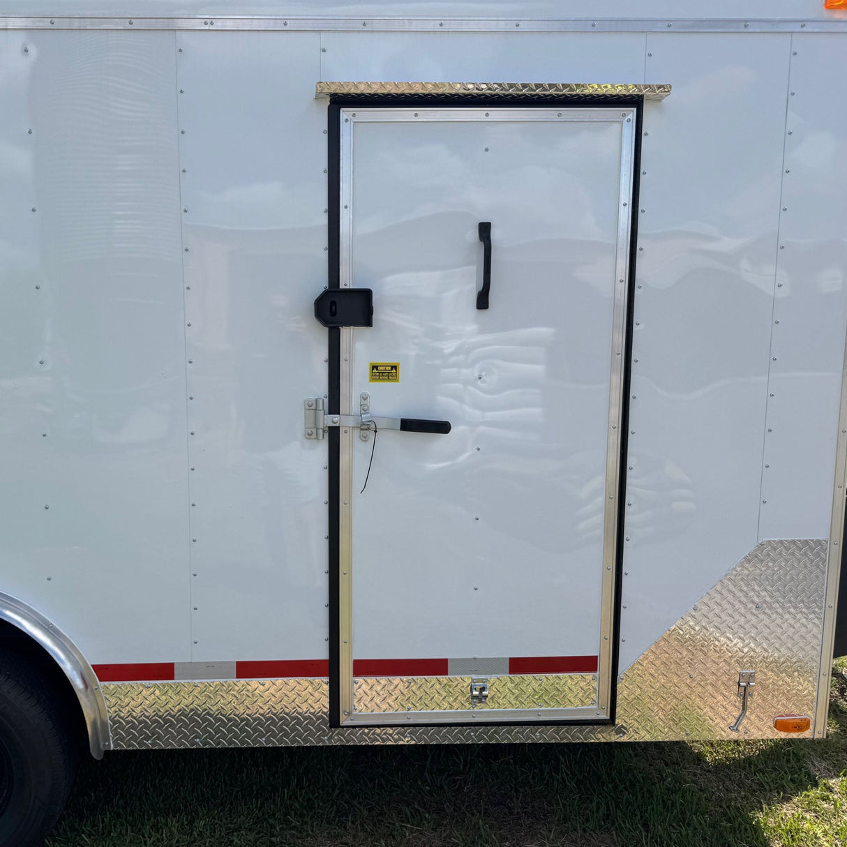 Suncoast 8’x18’x6’-5” 10K | Tandem Axle | Enclosed Trailer | SCE8X18H65K10