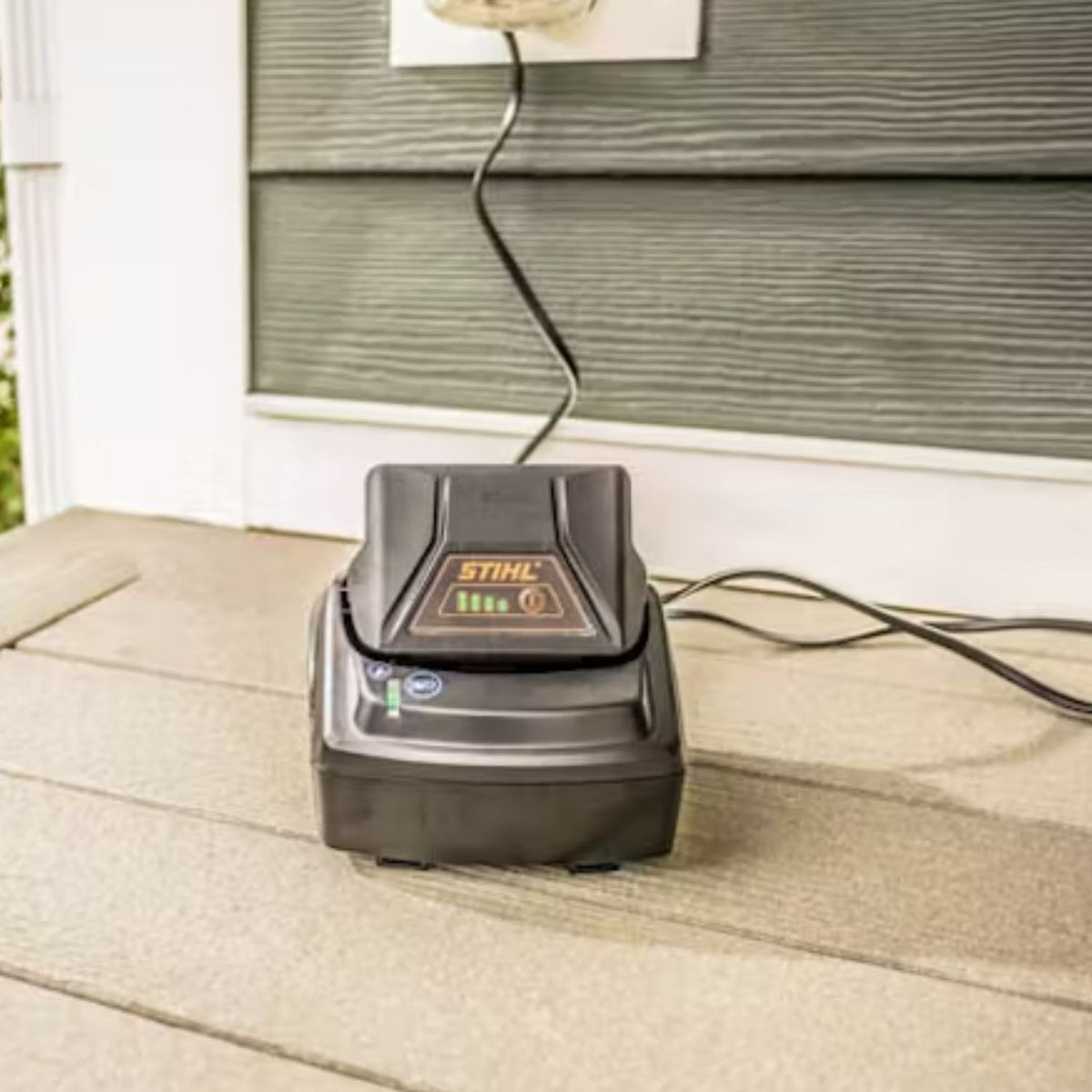 STIHL AK 20 36Volt Lithium Ion Battery | Main Street Mower | Winter Garden | Clermont | Ocala