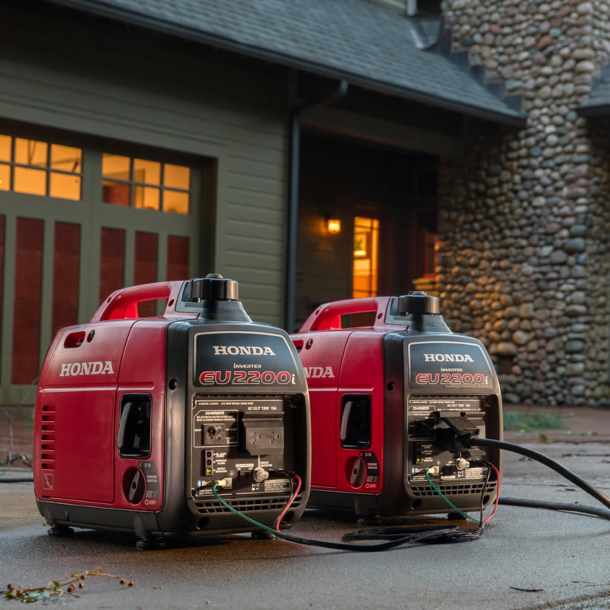 Honda EU2200ITAN1 Companion 49 State 2200 watt 120V Inverter Generator with CO-MINDER™ | Main Street Mower | Winter Garden | Clermont | Ocala
