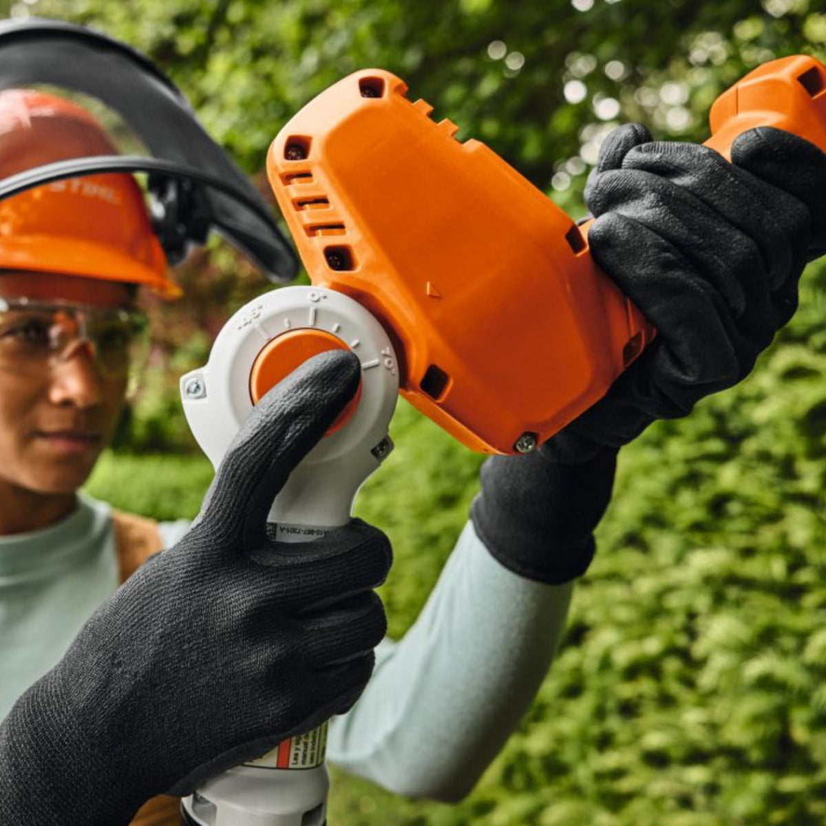STIHL HLA40 Battery Powered Extended-Reach Hedge Trimmer with Battery & Charger