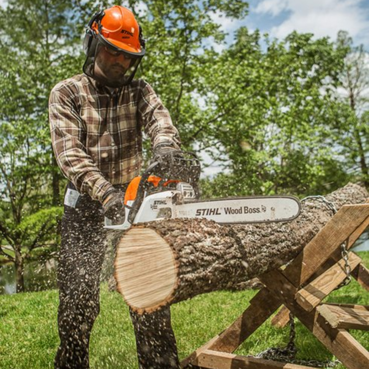 STIHL MS 251 WOOD BOSS Gas Powered Chainsaw 18In | Main Street Mower | Winter Garden | Clermont | Ocala