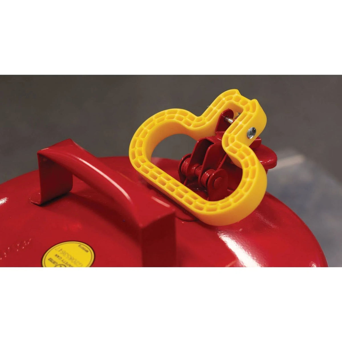 Eagle 5 Gallon Type I Red Safety Gas Can for Gasoline | UI-50-FS