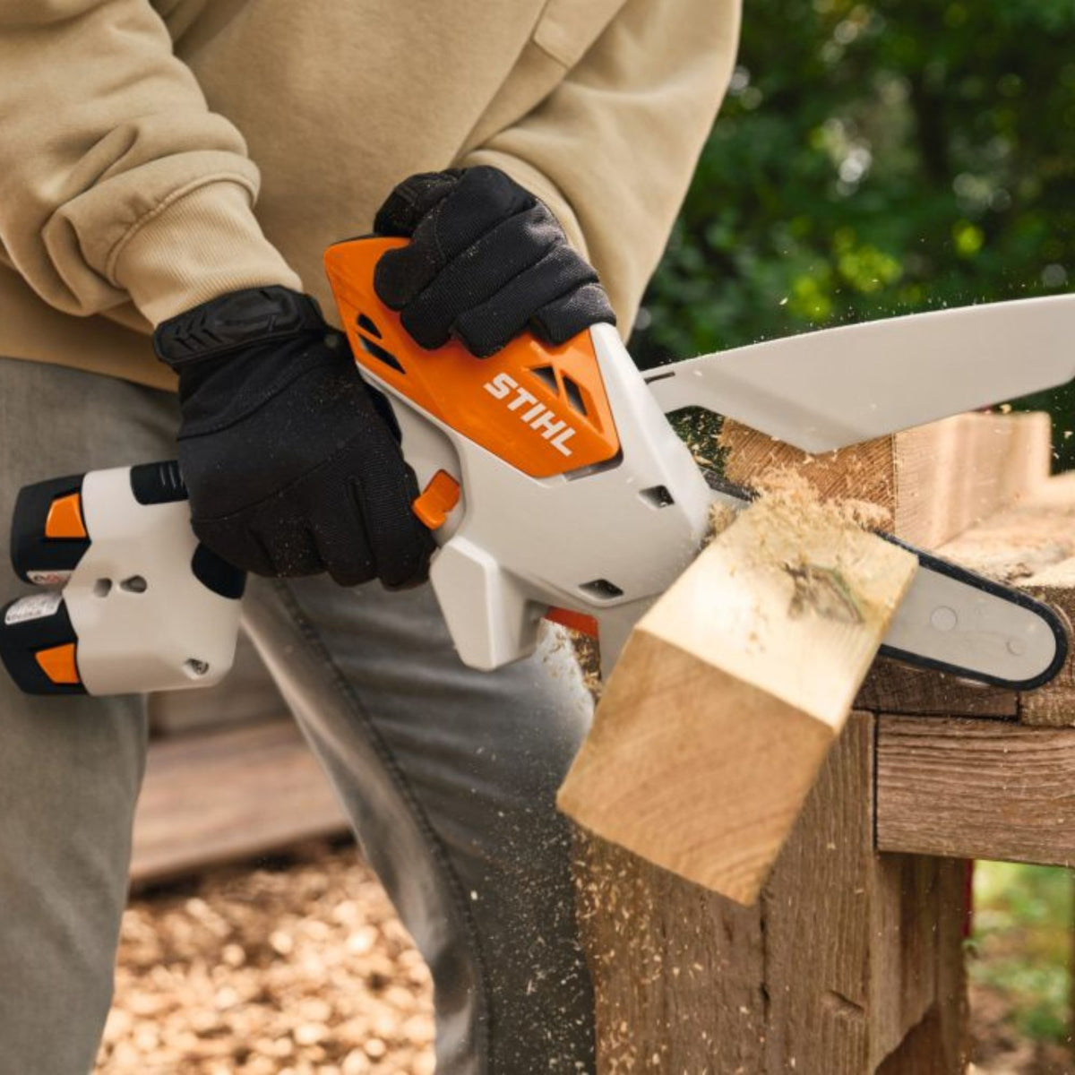 STIHL GTA 30 Battery Powered Garden Pruner Chainsaw | w/Batteries & Charger